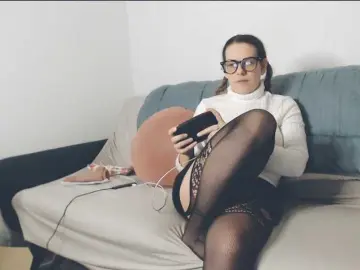 Bongacams Sex Cam of GiuliaHotXXX1