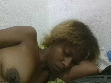 Bongacams Free Live Porn of Maevah