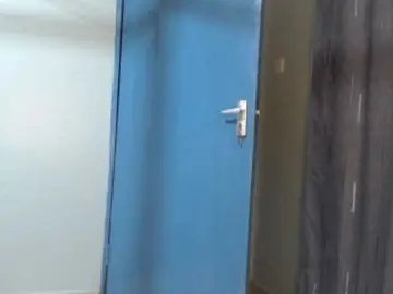 Cum on ass milf cams