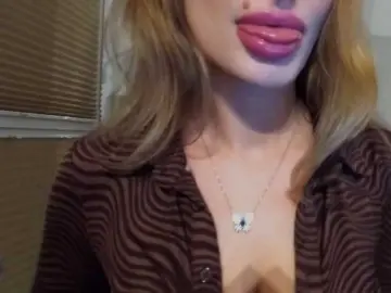 Bongacams Sex Cam of MarilynShow