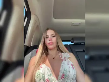 Bongacams Sex Cam of blondinochkaa