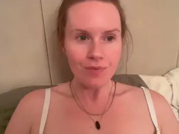 Bongacams Best live sex cam show of REDHEADROSIE