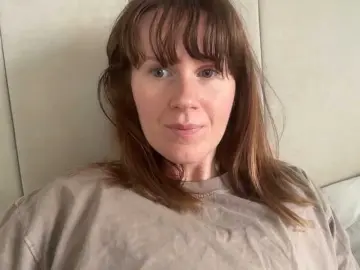 Bongacams Live Porn of REDHEADROSIE