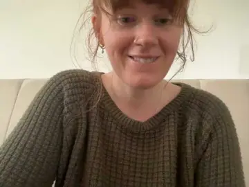 Bongacams Nude Webcam of REDHEADROSIE