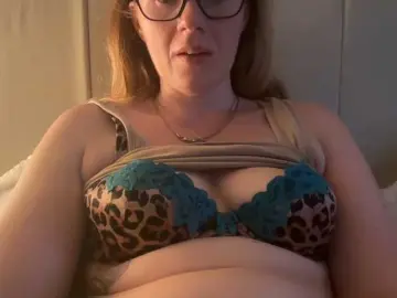 Bongacams Sex Chat of REDHEADROSIE