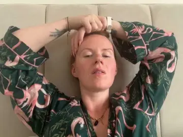 Bongacams Adult Webcam of REDHEADROSIE