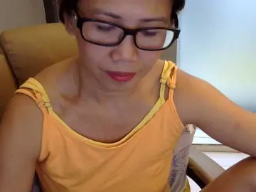 Bongacams Watch Live Sex Cams of MariaLeteciaFilipina