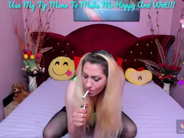 Bongacams Live Sex Cam of Sensualass77