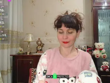 Bongacams Watch Live Sex Cams of caroliiine