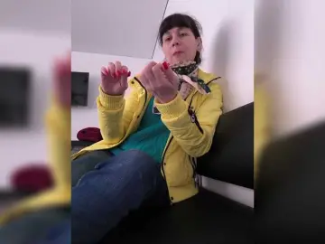 Pussyrubbing milf cams