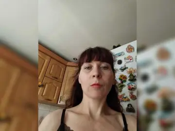 Bongacams Sex Chat of caroliiine