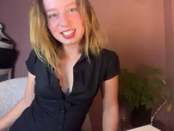 Dancing milf cams