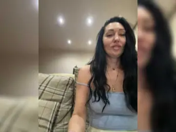 Bongacams Adult Webcam of KorolevaQween000