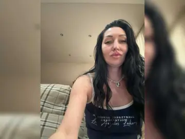 Bongacams Nude Webcam of KorolevaQween000