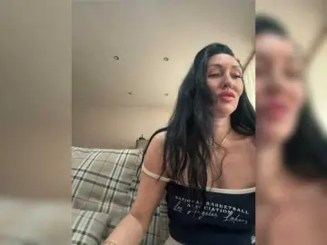 Bongacams Adult Video Chat of KorolevaQween000