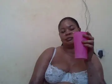 Bongacams Best Webcam of Sexydove