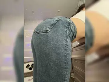 Bongacams Adult Webcams of daddySgirl9