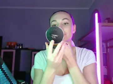 Bongacams Adult Video Chat of QWEENII