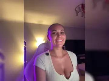 Bongacams Sex Chat of QWEENII