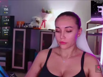 Bongacams Live Sex of QWEENII