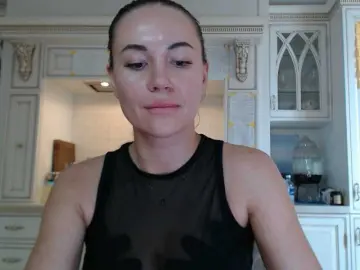 Bongacams Sex Cam of QWEENII
