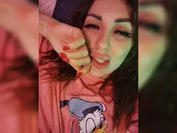 Bongacams Nude Webcam of SexyKitty75-1