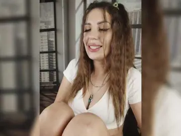 Dancing milf cams