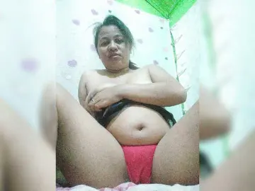 Bongacams Sex Cam of Lilly-cruz