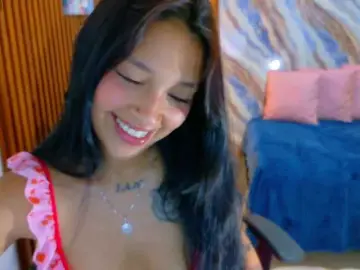 Bongacams Watch Live Sex Cams of corall-tay