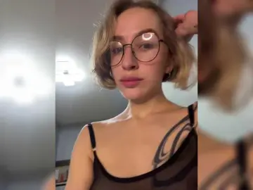 Bongacams Best live sex cam show of QueenKing