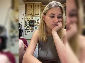 Deepthroat milf cams