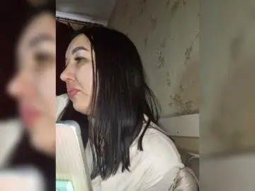 Bongacams Sex Cam of Hotmadamxl