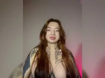 Bongacams Free Porn Cam of Lina69Goddesssss
