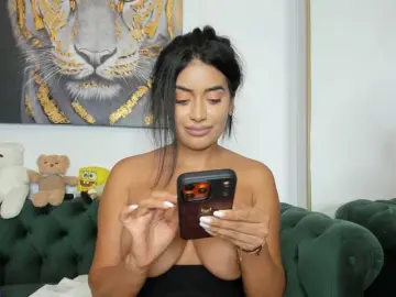 Group chat for 40+ tokens milf cams