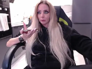 Bongacams Sex Chat of blondalina