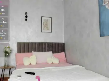 Bongacams Watch Live Sex Cams of ElinaMoon