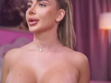 Bongacams Free Porn Cam of AshleysinnX