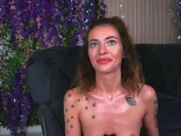 Bongacams Free Live Porn of Amanda-Paw