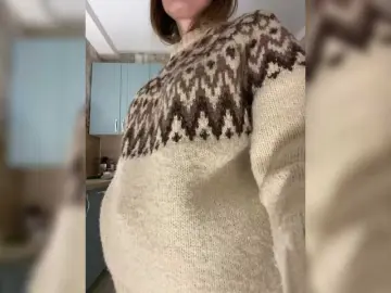 Bongacams Nude Webcam of Incredible123