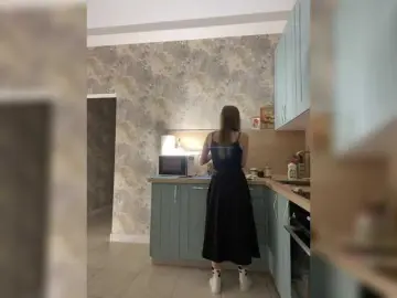 Bongacams Nude Webcam of Incredible123