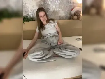 Bongacams Free Porn Cam of Incredible123