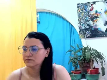 Bongacams Live Sex Cam of MARILYNG
