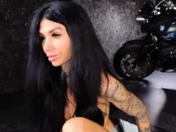 Bongacams Sex Cam of -BABAYAGA-