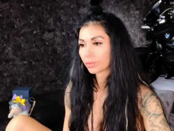 Bongacams Nude Webcam of -BABAYAGA-