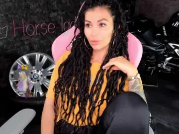 Bongacams Live Sex Cam of -BABAYAGA-
