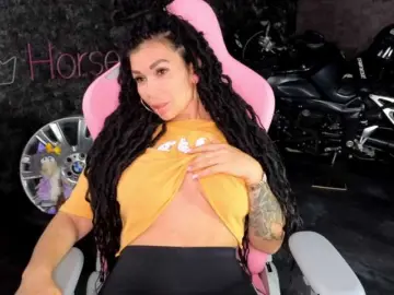 Bongacams Live Porn of -BABAYAGA-