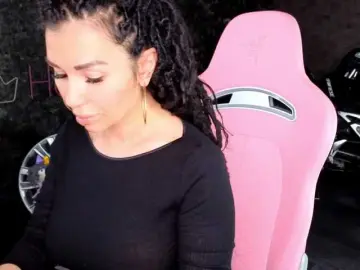 Bongacams Live Sex Cam of -BABAYAGA-