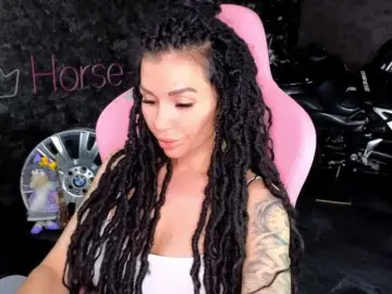 Bongacams Private Sex Chat of -BABAYAGA-