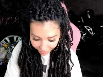 Bongacams Nude Webcam of -BABAYAGA-
