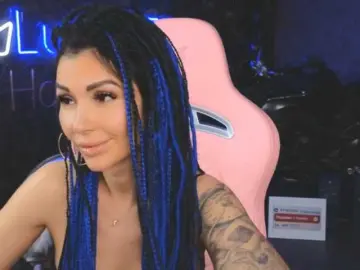 Bongacams Free Live Porn of -BABAYAGA-